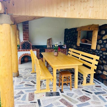Casa De Vacanta Motata Novaci-Străini Eksteriør billede