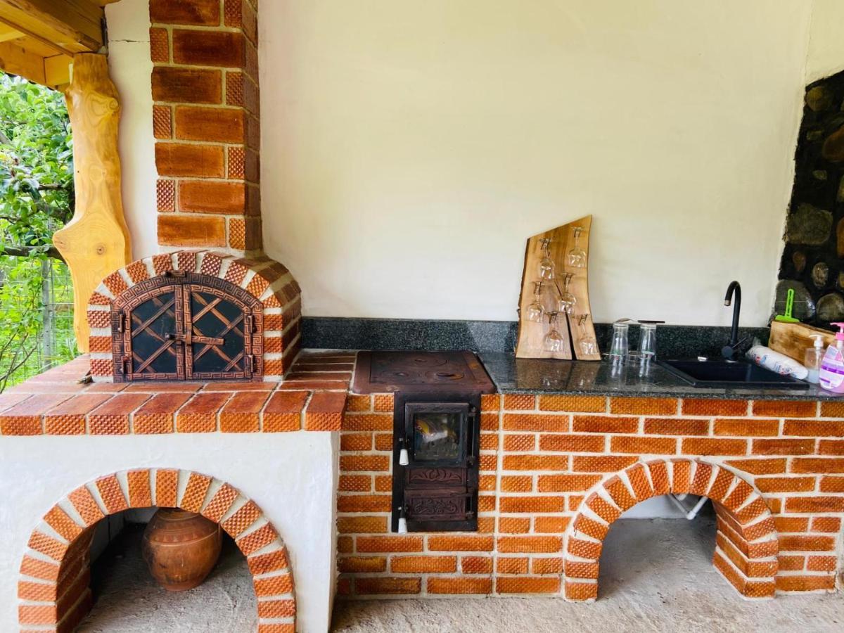 Casa De Vacanta Motata Novaci-Străini Eksteriør billede