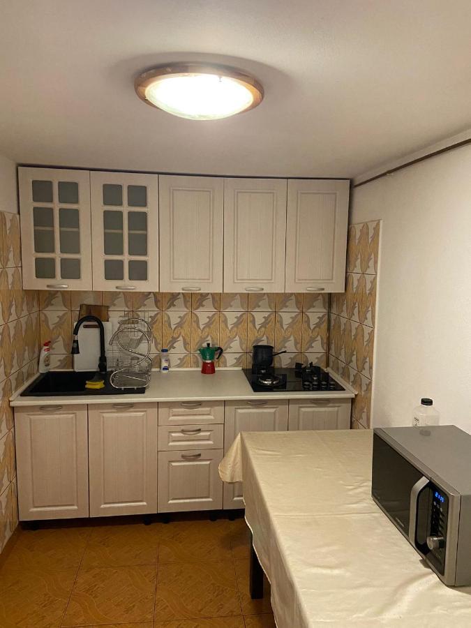 Casa De Vacanta Motata Novaci-Străini Eksteriør billede