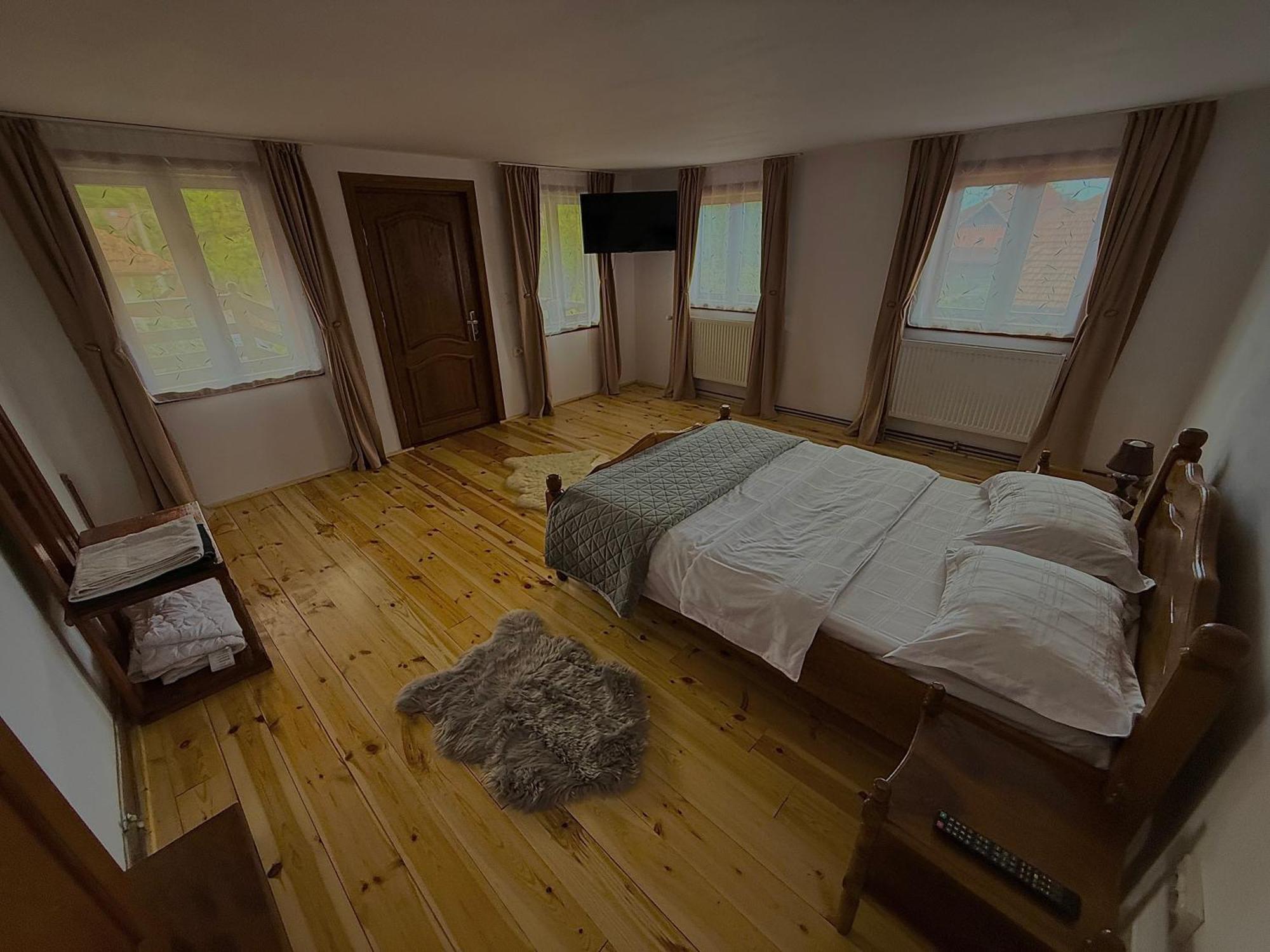 Casa De Vacanta Motata Novaci-Străini Eksteriør billede